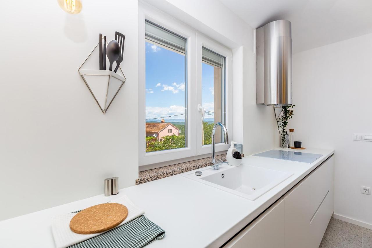 Apartment Laurus Salatic Экстерьер фото